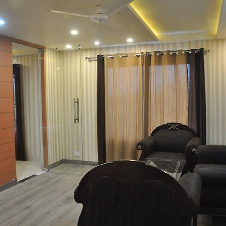 Hotel Bns International Sasarām Buitenkant foto